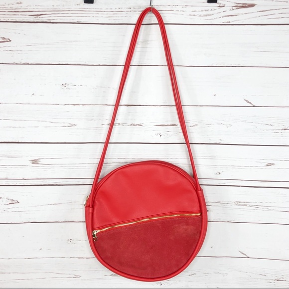 ban.do Handbags - Ban Do Red Amigo Circle Bag